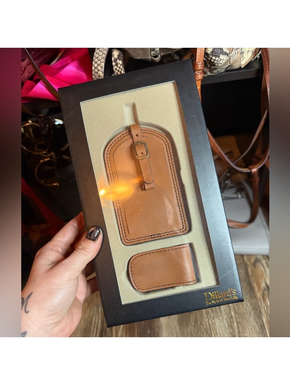 New in Box Dilliards Tan Leather Luggage Tag and Strap Set